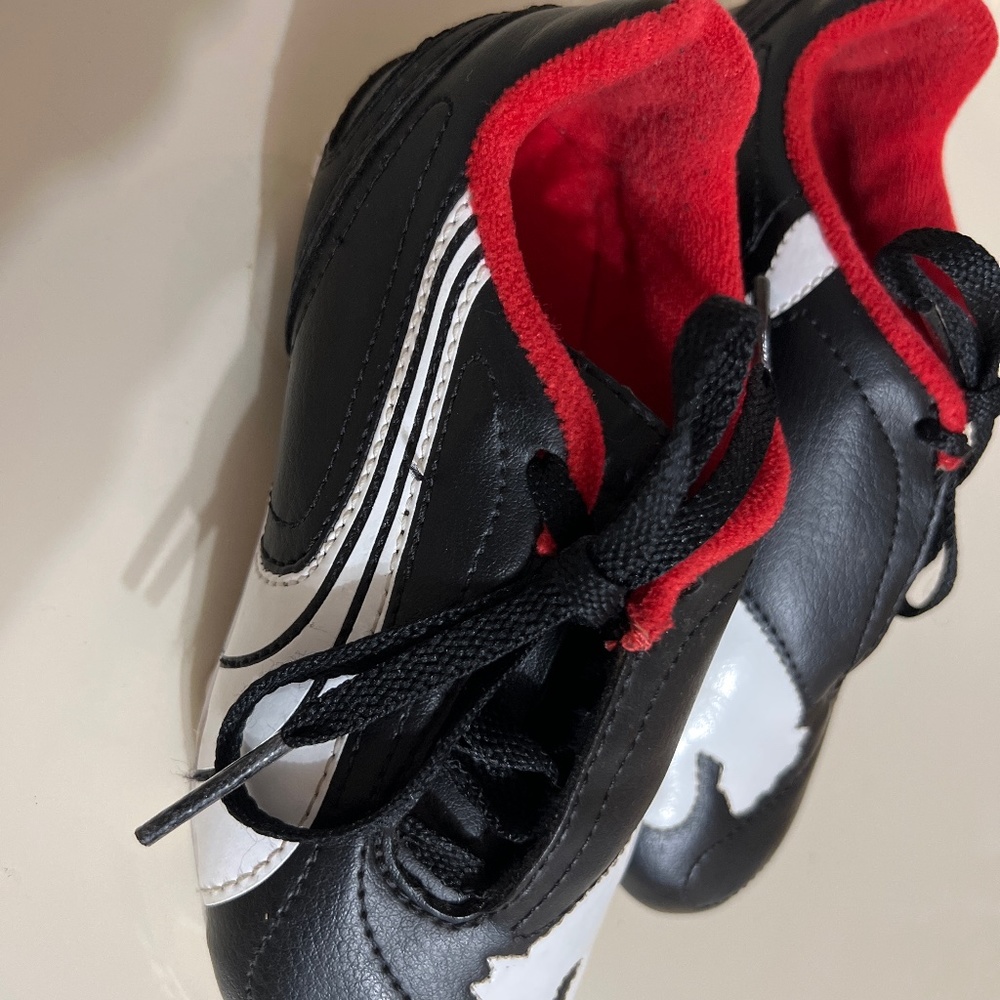 Child Puma soccer cleats